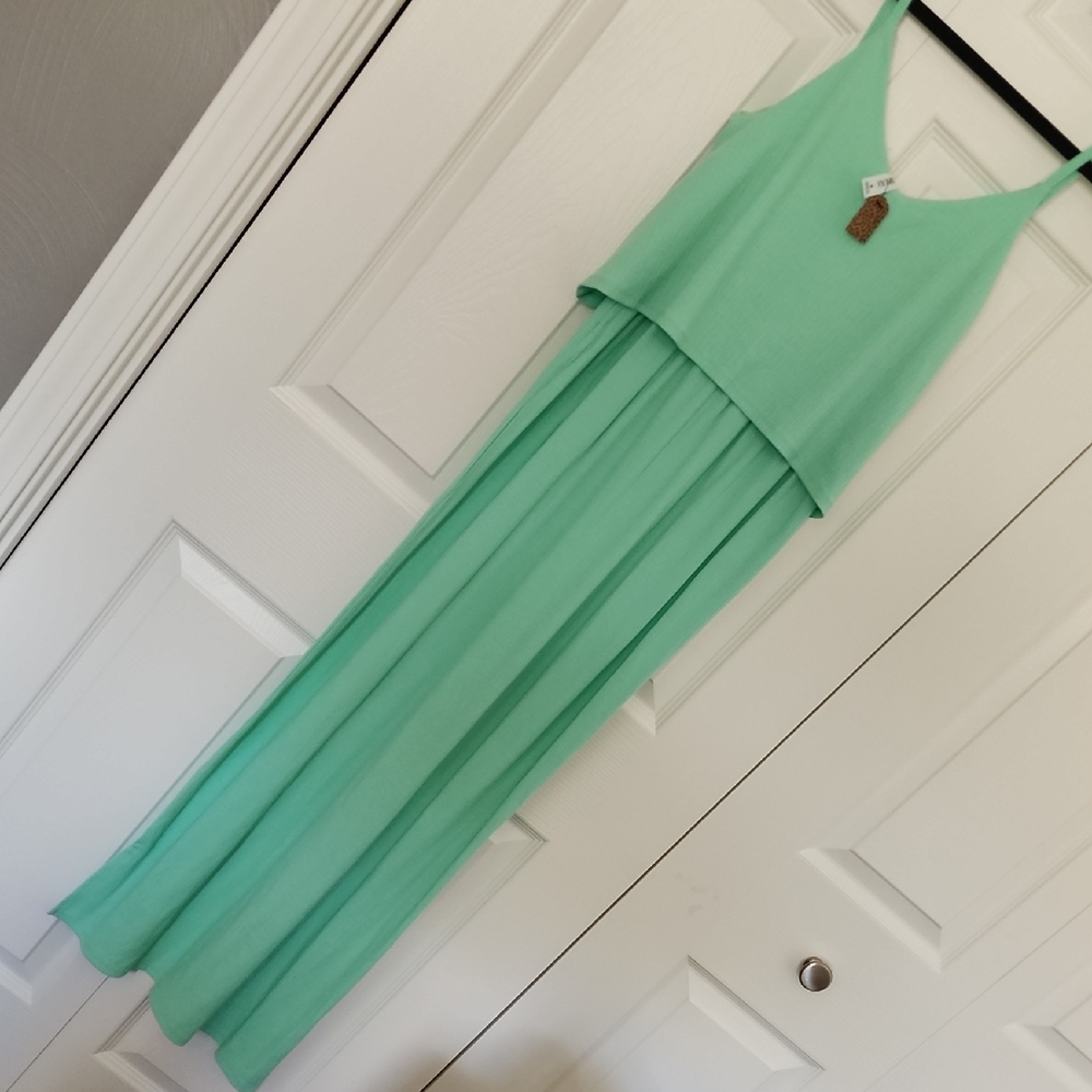 Zenana Outfitters Light Green Maxi Dress